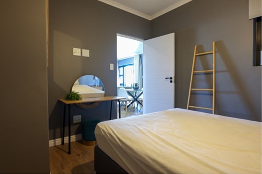 2 Bedroom Property for Sale in Bloubergrant Western Cape